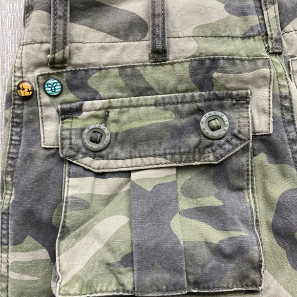 Aritzia TNA Low Rise Camo Pants Size 0 - Picture 5 of 8